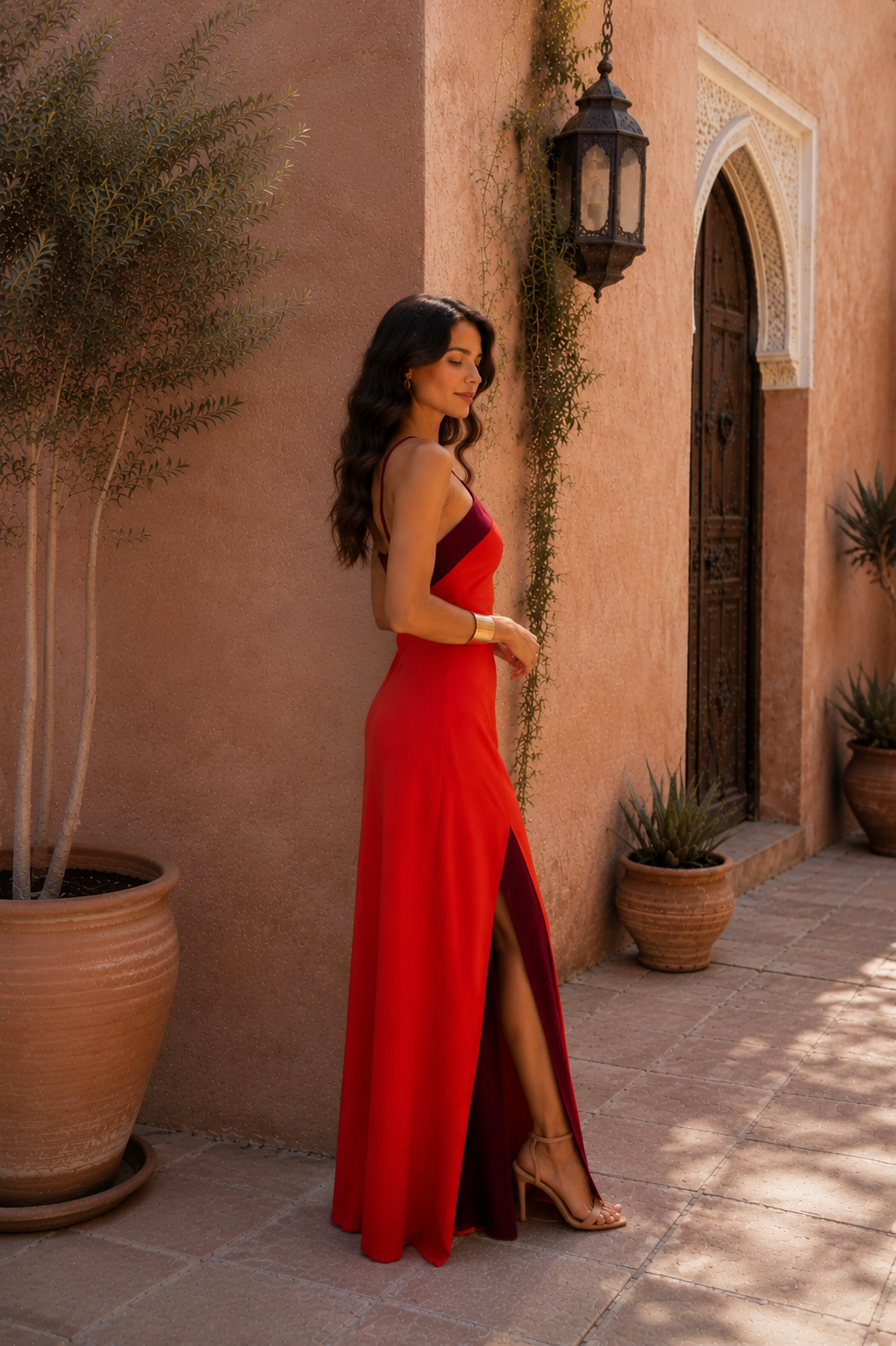 Robe longue dos nu avec fente