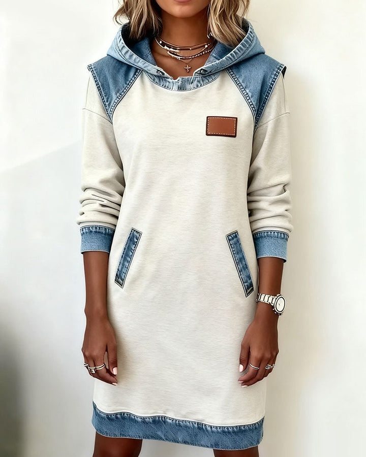 Tonia | Robe décontractée à capuche avec détails en denim