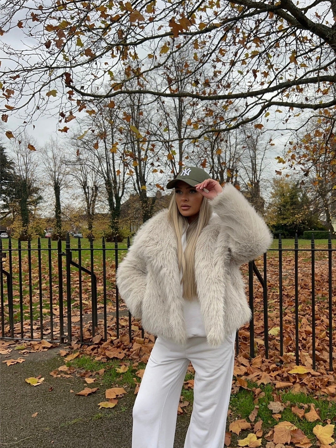 Amelia | Zachte faux-fur jas met een lichte, luxe uitstraling