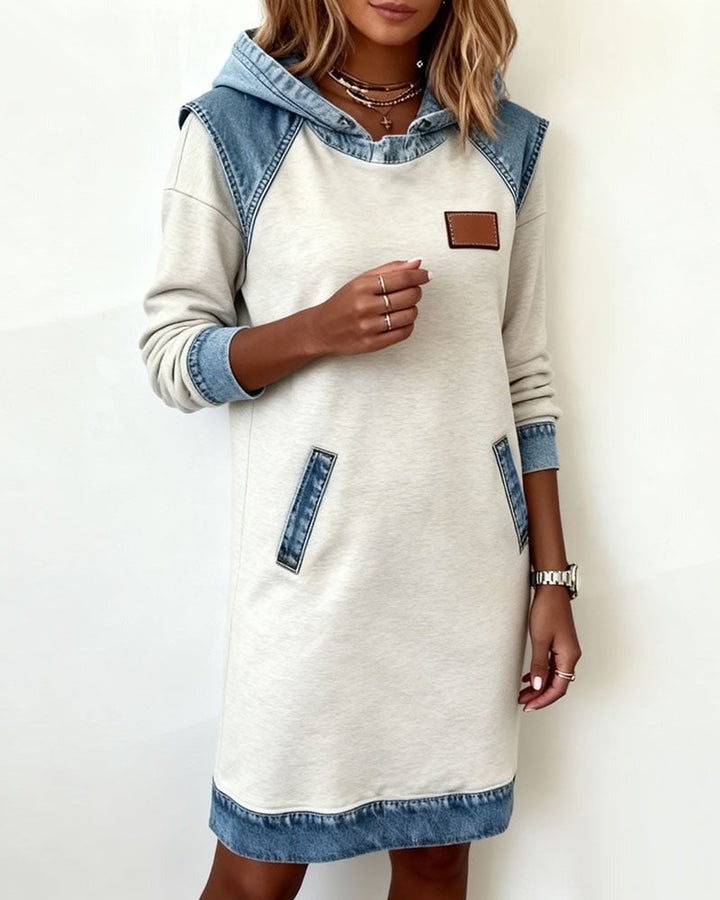 Tonia | Robe décontractée à capuche avec détails en denim