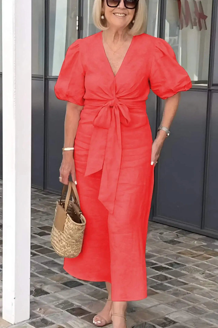 LYNORA | ROBE MIDI ÉLÉGANTE À ENCOLURE EN V 