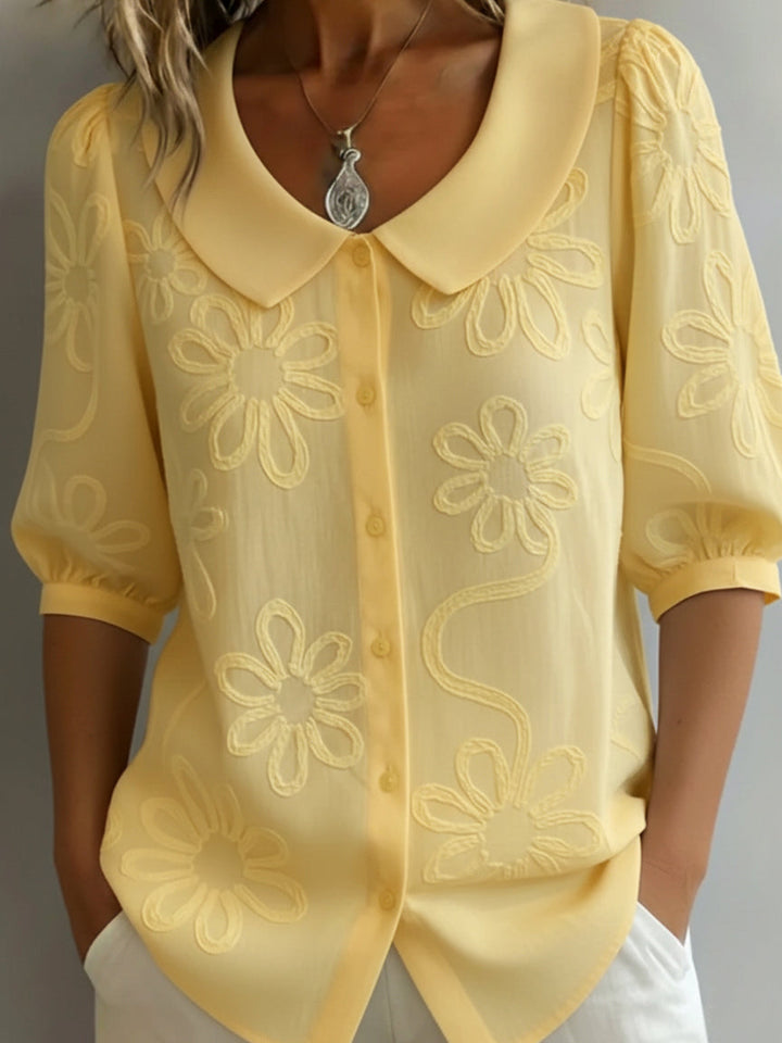 Aurélie — Lichte gebloemde blouse met natuurlijke elegantie