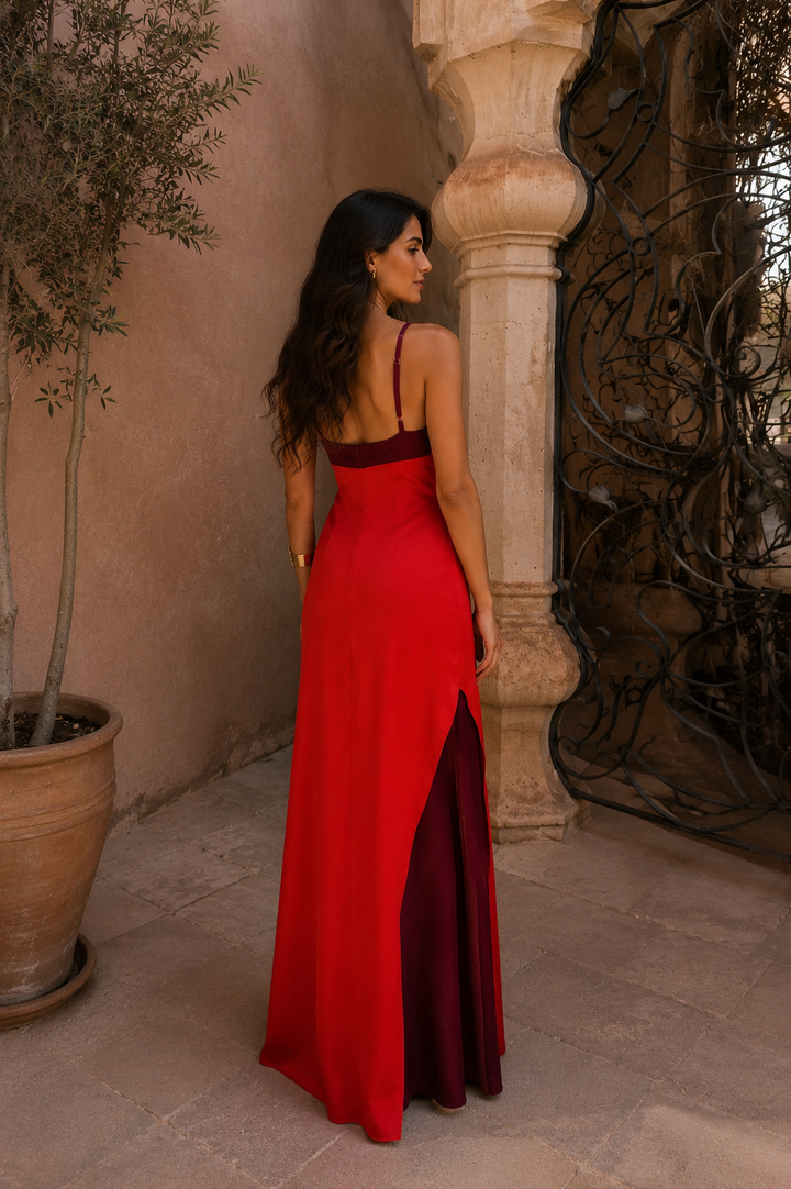 Robe longue dos nu avec fente
